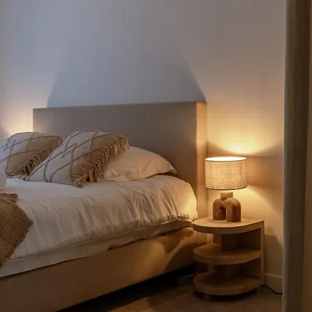 Huswell - Cosy Bohemian Decorated With Terrace شقة *