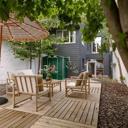 Huswell - Cosy Bohemian Decorated With Terrace Lägenhet